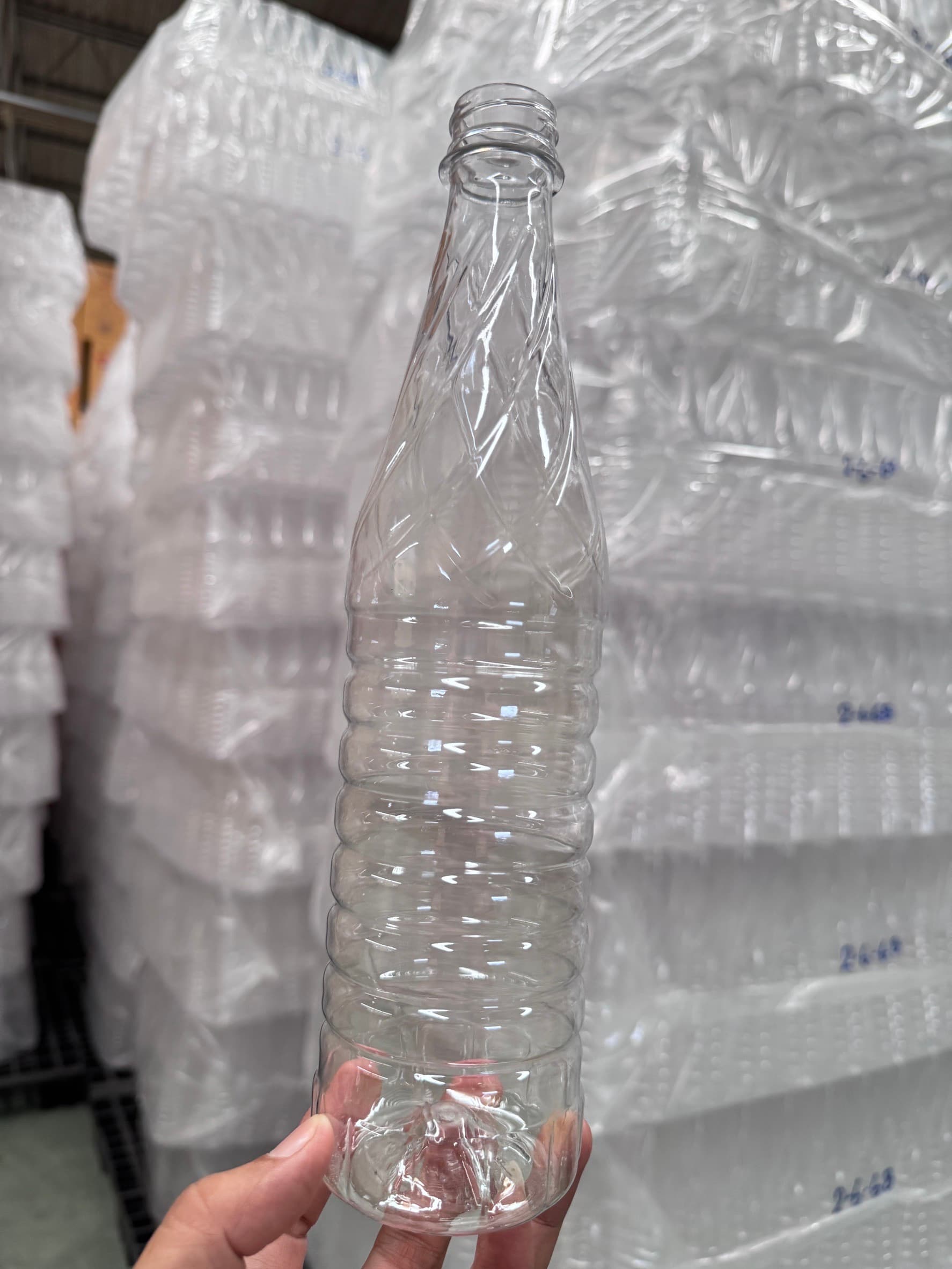 ขวดPET 710ml. ขวดน้ำหวานบรรจุ 1แพคบรรจุ154ใบ